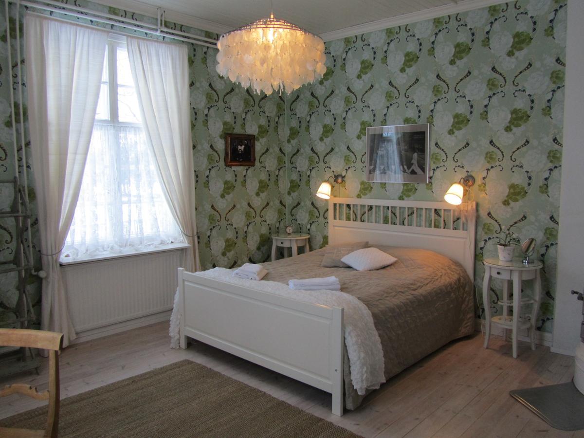 Hotelli Huiskankorpi Boutique Hotel Nivala エクステリア 写真