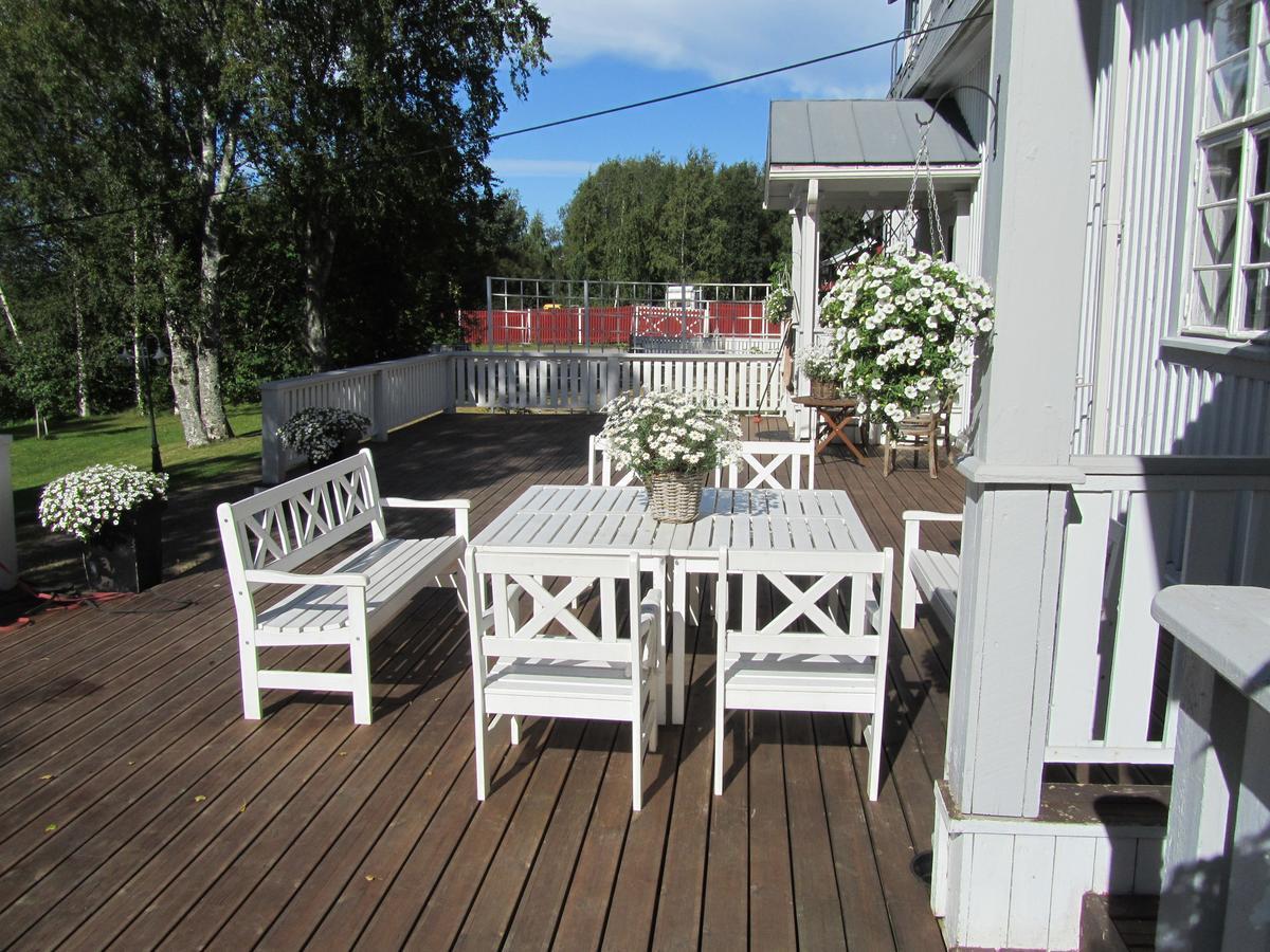 Hotelli Huiskankorpi Boutique Hotel Nivala エクステリア 写真