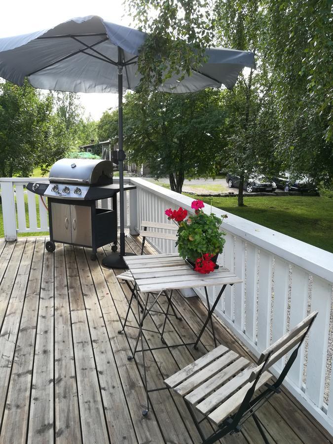 Hotelli Huiskankorpi Boutique Hotel Nivala エクステリア 写真