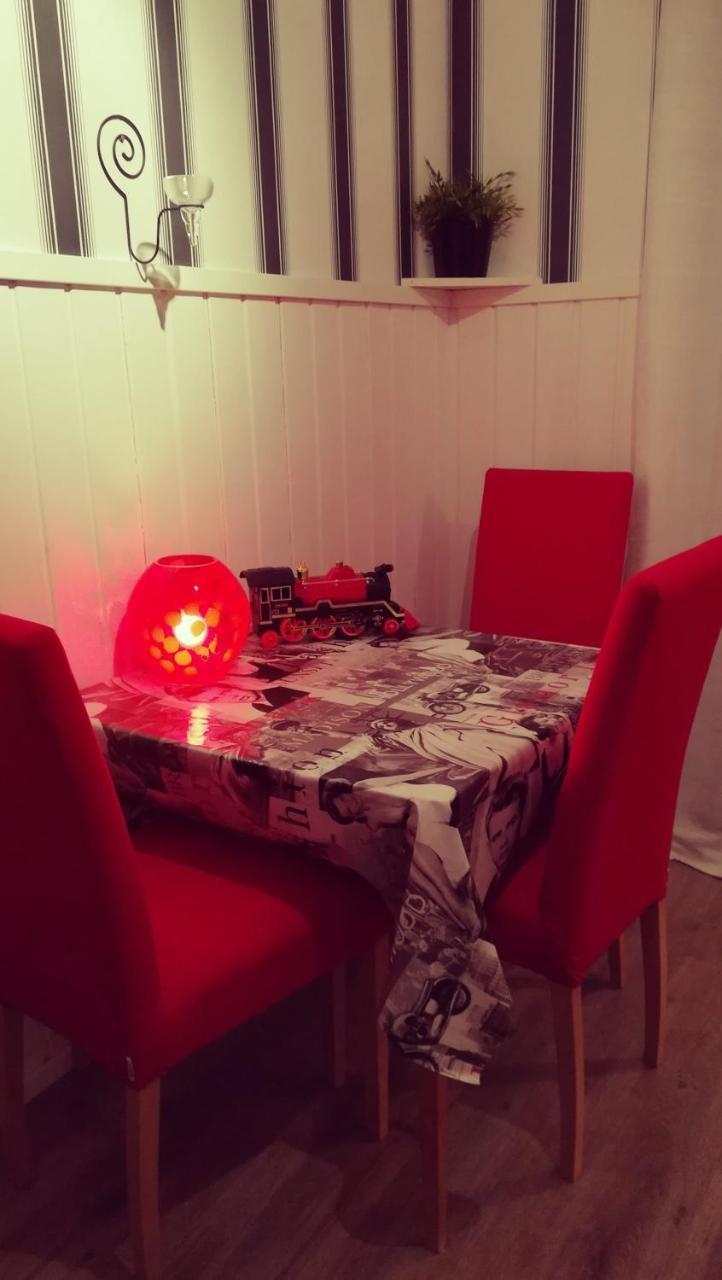 Hotelli Huiskankorpi Boutique Hotel Nivala エクステリア 写真